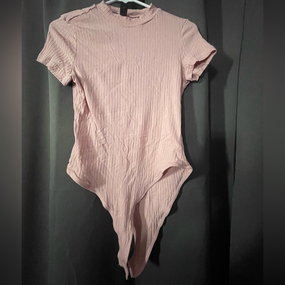 SHEIN Ribbed Mauve Bodysuit